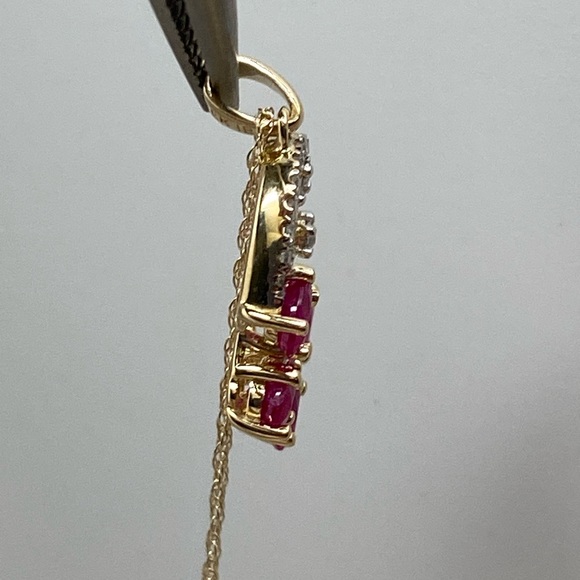 10K Yellow Gold Ruby and Diamond Cluster Pendant with Chain Natural Gemstones - Picture 15 of 16